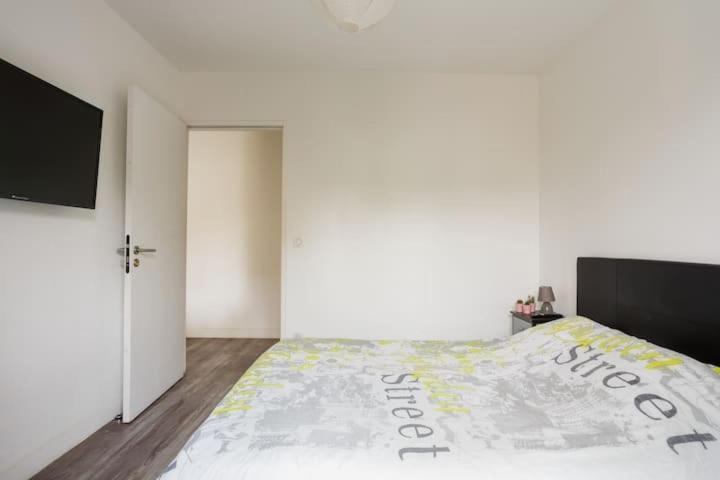 Appartamento L'Escapade Parisienne Aulnay-sous-Bois Esterno foto